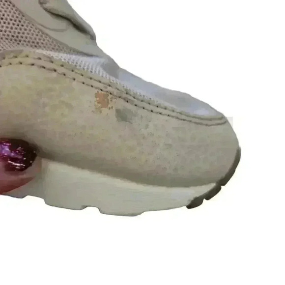 Nike Womens Air Max 1 Ultra Essentials 'String Iron Metallic Gold' 9 - Picture 9 of 14